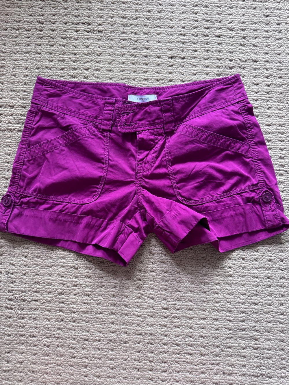 Express Women’s Magenta Cargo-Style Back Flap Pocket Cotton Shorts Size 6